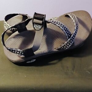 Chaco Women's Black and Brown Sandals